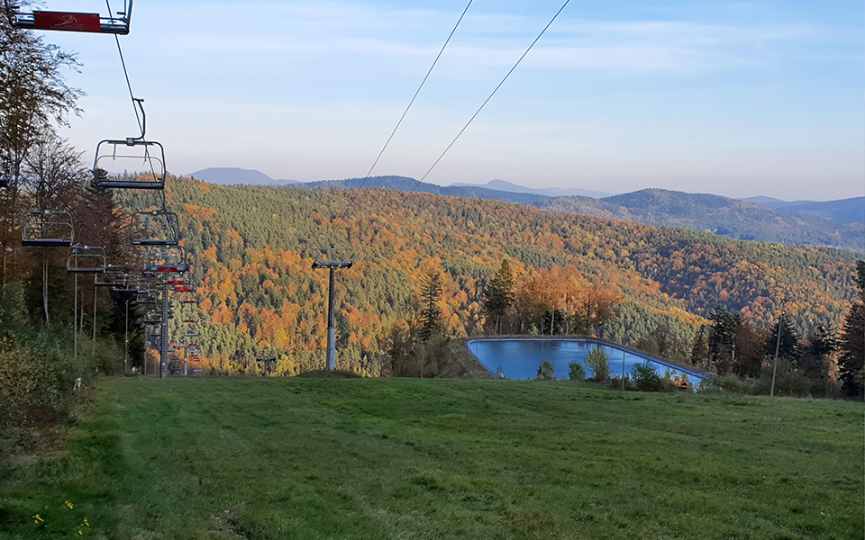 Jesienny widok gór.